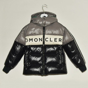 Купить Куртка Moncler в Иркутске
